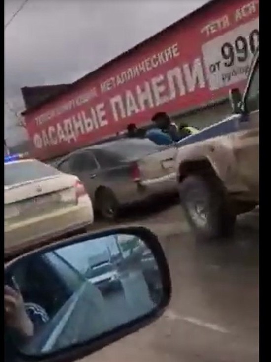 В Южно-Сахалинске жестко задержали наркокурьера