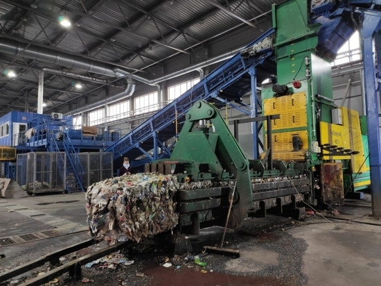 Работника мусороперерабатывающего предприятия в Новочебоксарске наказали условно за раздавленного насмерть подчиненного