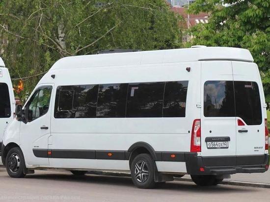 Водителя маршрутки накажут за высадку пассажирки с двумя детьми в Рязани