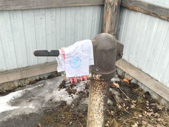 Жителям села в Хакасии суд запретил пользоваться загрязненной ураном водой