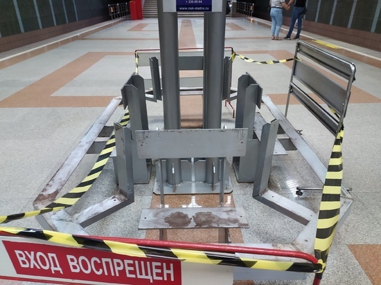 В Новосибирске закрывали три станции метро из-за сообщений о минировании