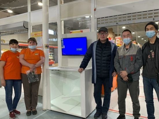 В магазинах Якутска установили «Тележку добра» для помощи престарелым