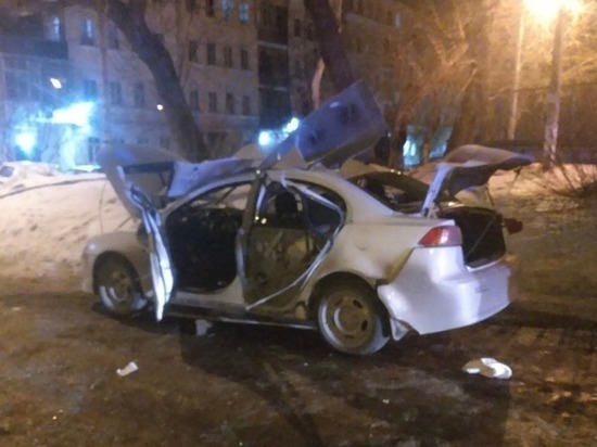 В Челябинске взорвалась иномарка, пострадал водитель