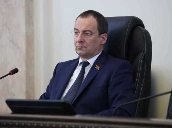Депутаты ЗСК указали на проблемные моменты в работе по выполнению капремонта многоэтажек