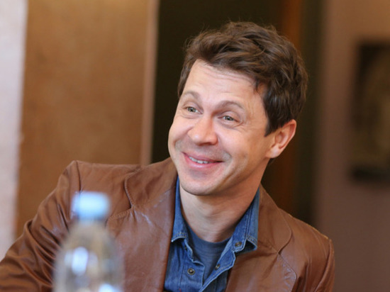 Деревянко ответил Михалкову о зарплате в 300 000 рублей