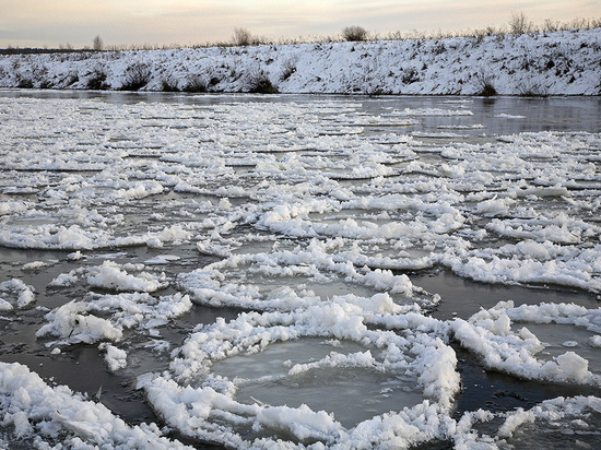 Вот-вот ледоход: реки Костромской области начинают освобождаться от ледового покрова