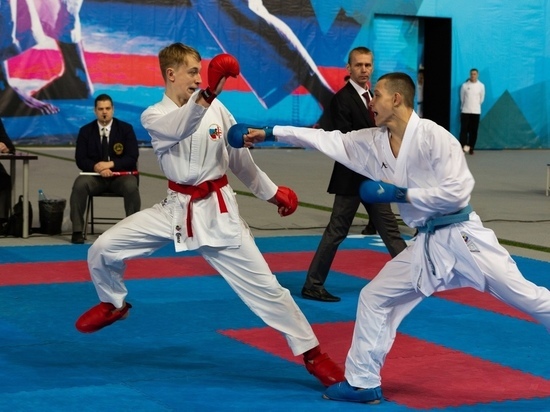 Торжественное открытие соревнований по карате «Кубок Успеха» прошло в Новосибирске
