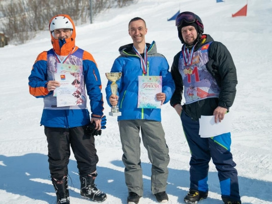 Любительские соревнования по сноуборду в Магадане станут традиционными
