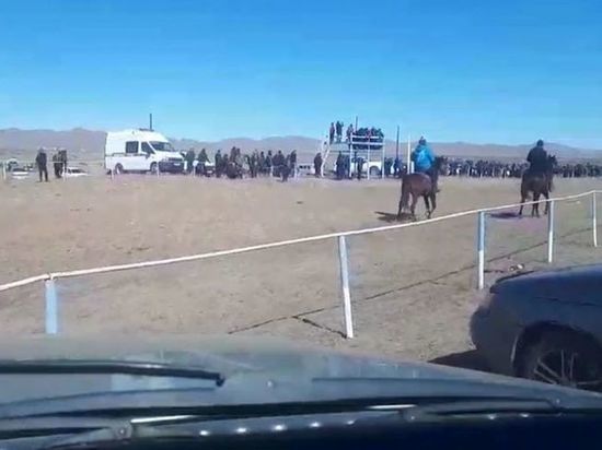 В Туве выявлены нарушения безопасности при организации конных скачек