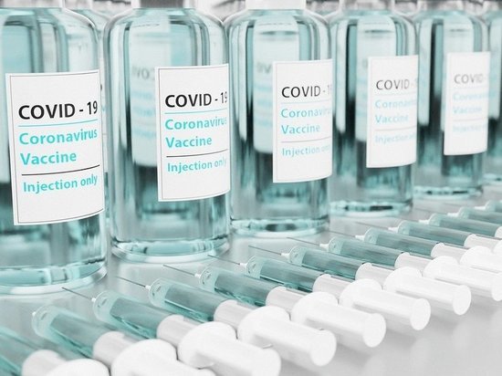 Почему в разных странах тормозятся прививки от COVID-19