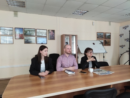 Для школьников Тверской области устроили «Классную встречу» на тему журналистики