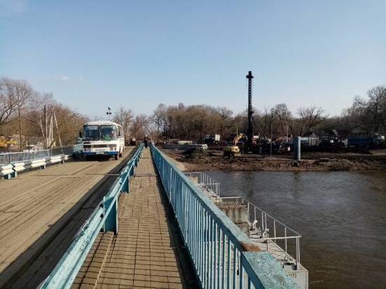 Понтонный мост в Брянске закрывается из-за паводка