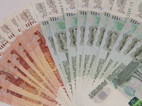 Амурчанин пытался откупиться от полиции взяткой в 90 тысяч рублей