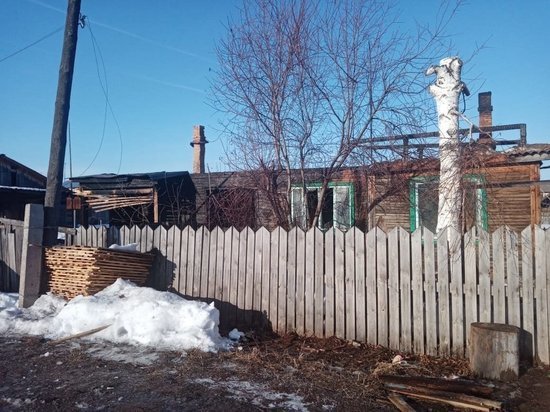 Двое детей погибли на пожаре в посёлке Окунайском Казачинско-Ленского района