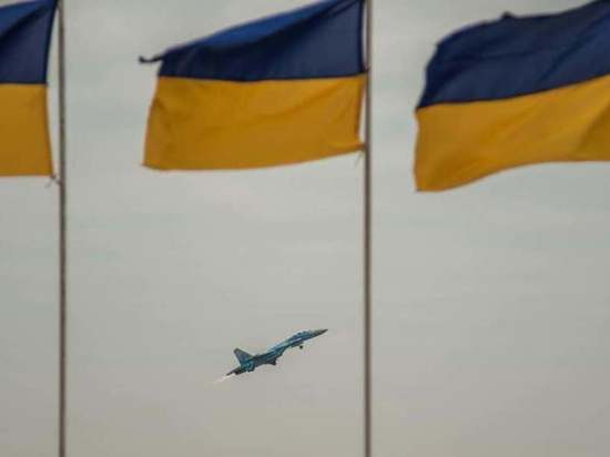 Болгары посоветовали «снявшей штаны» Украине «отдуваться» перед США