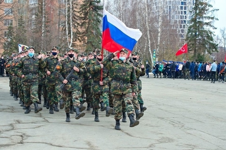 Парад в ижевске фото