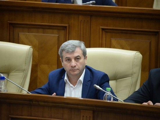 Фуркулицэ: Депутаты ПСРМ будут вакцинироваться в порядке очереди
