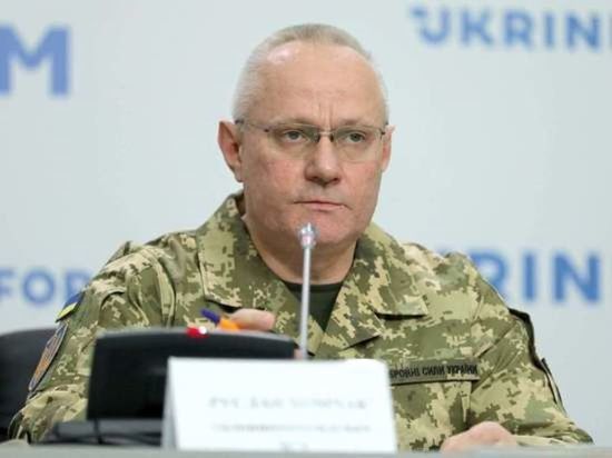 Главком ВС Украины сообщил о готовности армии "дать отпор"