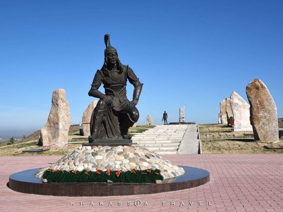 В Хакасии волонтёры уберут территории памятников