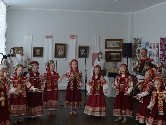 В Брянске открылась выставка народных ремесел