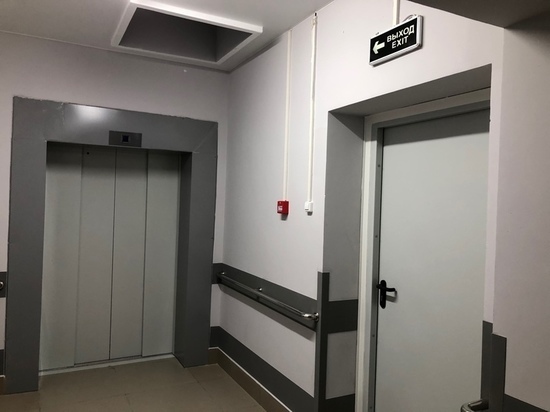 Прокуратура проверит горбольницу Читы после падения лифта с пассажирами