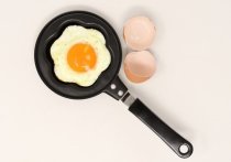 Нутрициолог Ольга Деккер из Национального общества диетологов рассказала в Instagram о самом полезном способе приготовления яиц