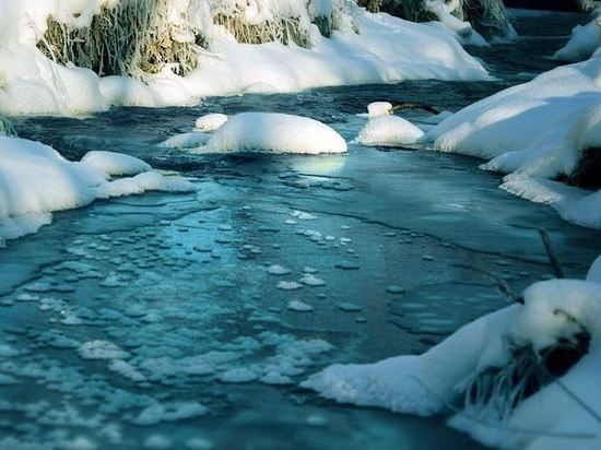 В Амурской области закрыли ледовую переправу через реку Гилюй