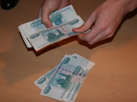 Из-за пандемии жители Башкирии реже стали брать деньги до зарплаты