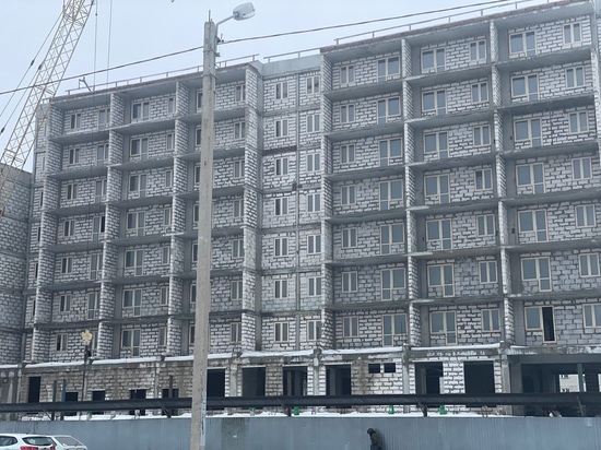 «Люди внесли деньги и не получили квартиры»: в Ноябрьске обсудили затянувшуюся стройку жилых домов
