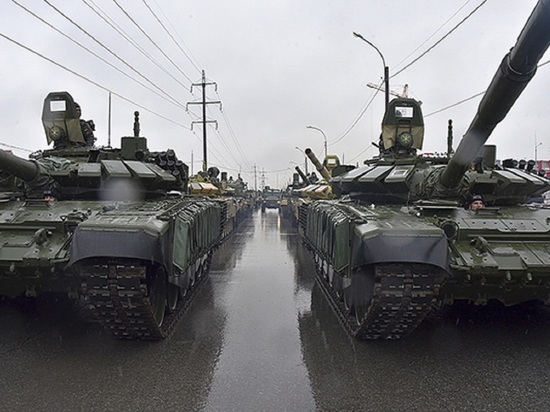 Военная техника прибыла в Новосибирск для участия в параде Победы 9 мая
