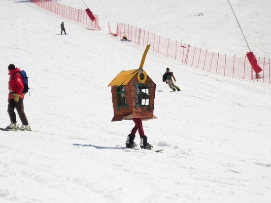 Избушка стала лучшей на закрытии горнолыжного сезона Сахалина