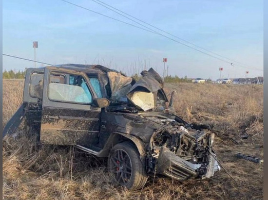 В Челябинской области "Гелендваген" улетел в кювет, пассажир погиб