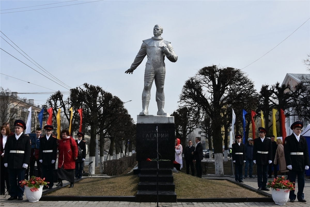 В Чувашии отметили 60-летие первого полета человека в космос - МК Чебоксары