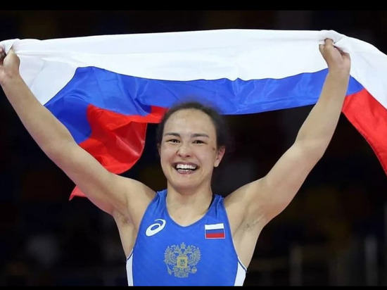 В Улан-Удэ билеты на женский чемпионат РФ по борьбе стоят в 3,3 раза меньше, чем на мужской