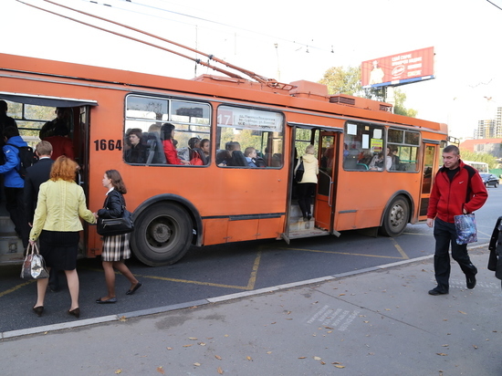 Троллейбусы ходят до площади Свободы из-за обрыва контактной сети