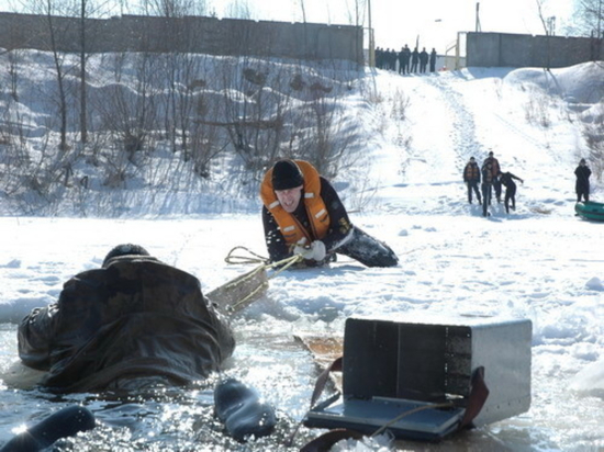 В Нижегородской области пять человек провалились под лед