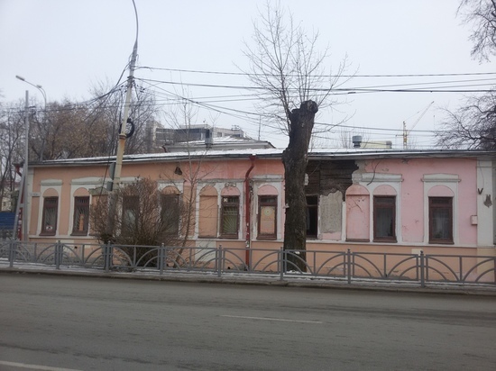 Дочку корпорации «Маяк» заставляют починить памятник «Усадьба М.А. Нурова»