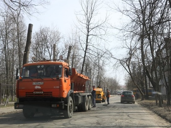 Брянский губернатор поручил ускорить темпы ремонта дорог