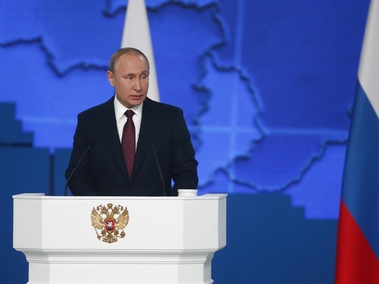 Путин: Россия строит самый мощный в мире ледокольный флот