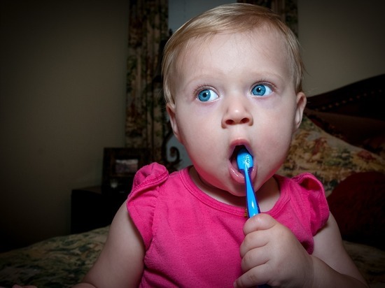  Германия: Эксперты назвали лучшую зубную пасту для детей