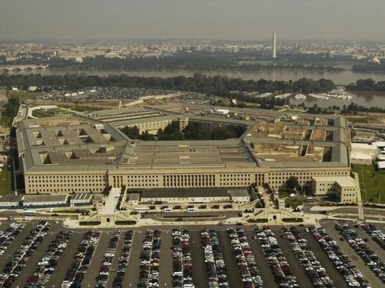 СМИ: США отменили отправку военных кораблей в Черное море