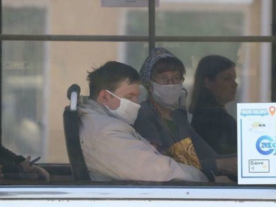 В Омске пассажиры пожаловались на сбои на 305-м частном маршруте
