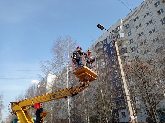 Жители Ярославля благодарят Ярэнерго за модернизацию уличного освещения