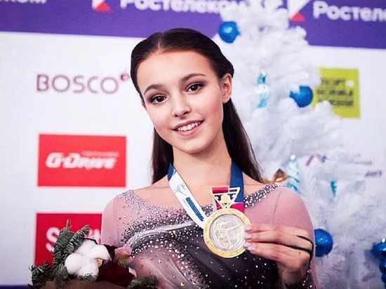 Щербакова выиграла короткую программу на командном чемпионате мира