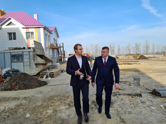 Александр Никитин побывал на площадке строящегося детского сада «Акварелька» в Тамбове