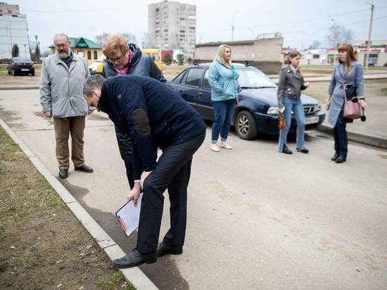 Волонтеры Великих Лук оценили качество ремонта дорог