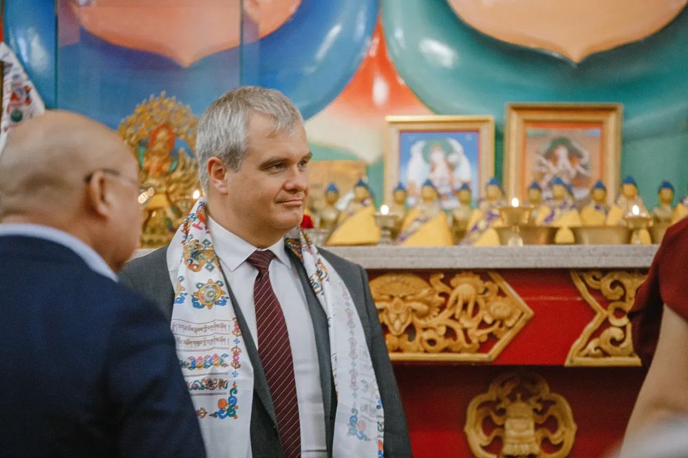 В Калмыкии открыли отделение комитета в поддержку Путина