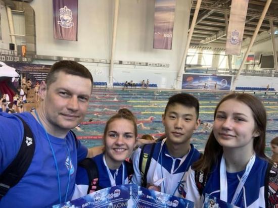 Благовещенские спортсмены завоевали медали всероссийских соревнований по плаванию