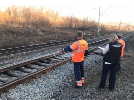 В Челябинской области на железной дороге травмировали рабочего