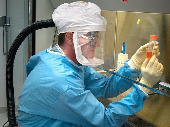 В Британии нашли новый штамм коронавируса, менее восприимчивый к вакцинам